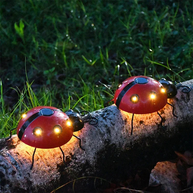 Outdoor Solar Ladybug Lamp Waterproof Garden Statue Wall Hanging Light Powered Light for Garden Outdoor Decetion LED Solar Lamp